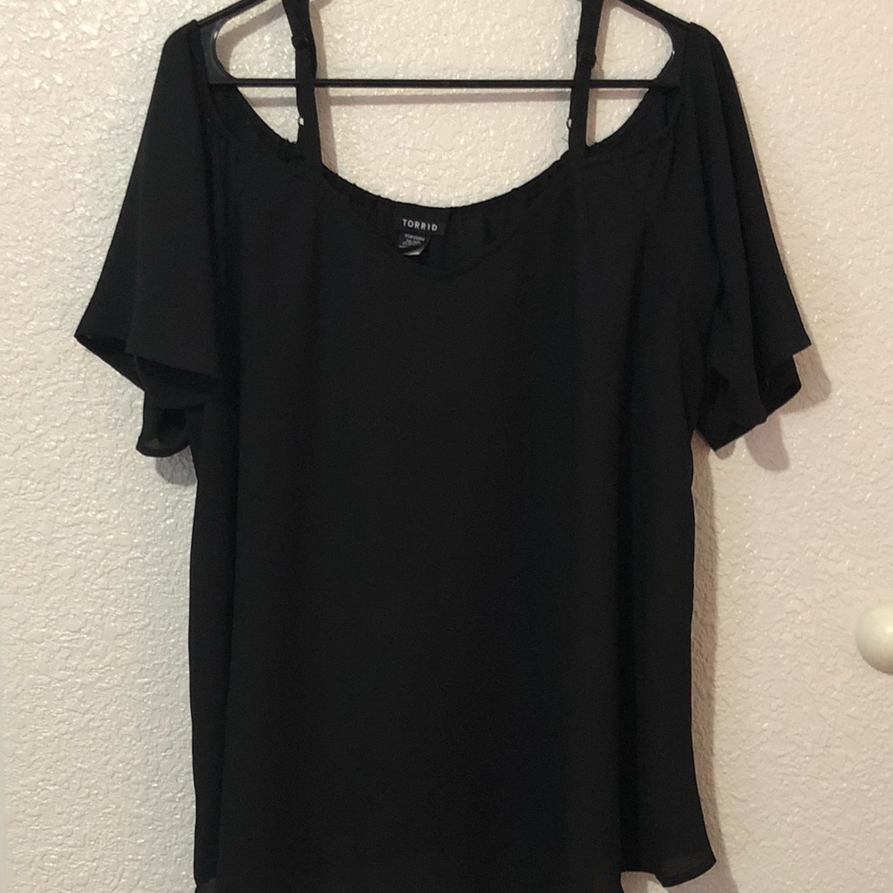 Torrid off the shoulder blouse